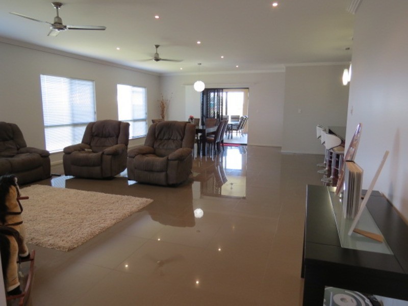 1 Cypress Crescent, Bowen QLD 4805