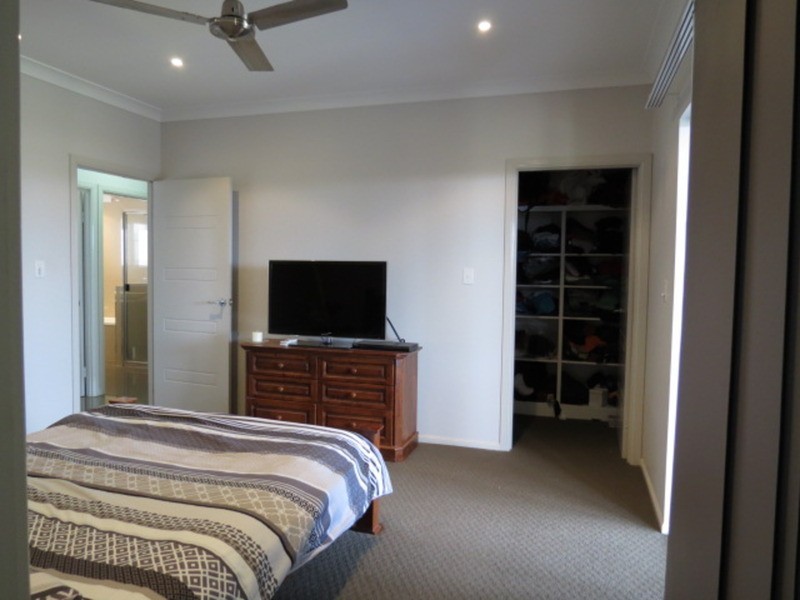 1 Cypress Crescent, Bowen QLD 4805