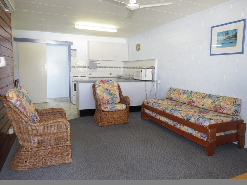 7/47 Horseshoe Bay Road, Bowen QLD 4805