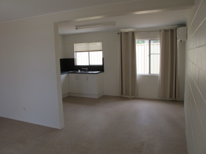 3/121 Herbert Street, Bowen QLD 4805