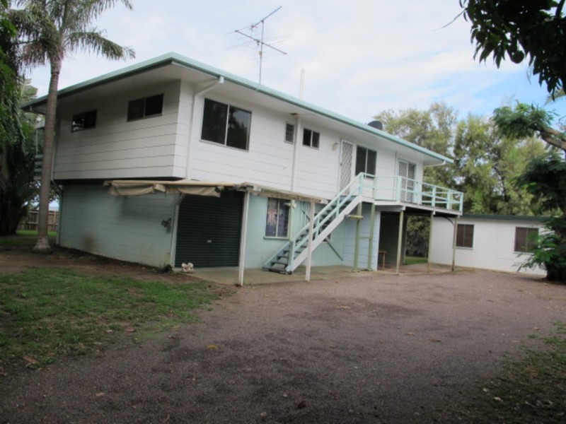 85 Horseshoe Bay Road, Bowen QLD 4805