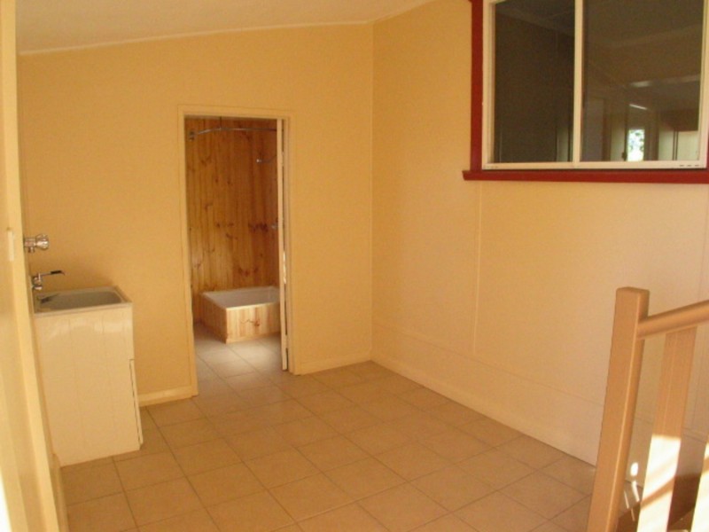 6 Bull Crescent, Bowen QLD 4805