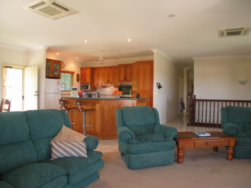 27 Africandar Road, Bowen QLD 4805
