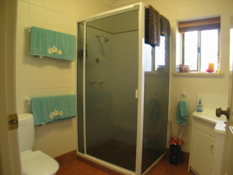 27 Africandar Road, Bowen QLD 4805