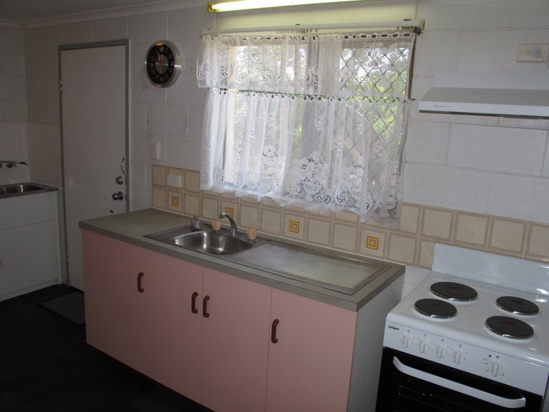 8/2A Powell Street, Bowen QLD 4805