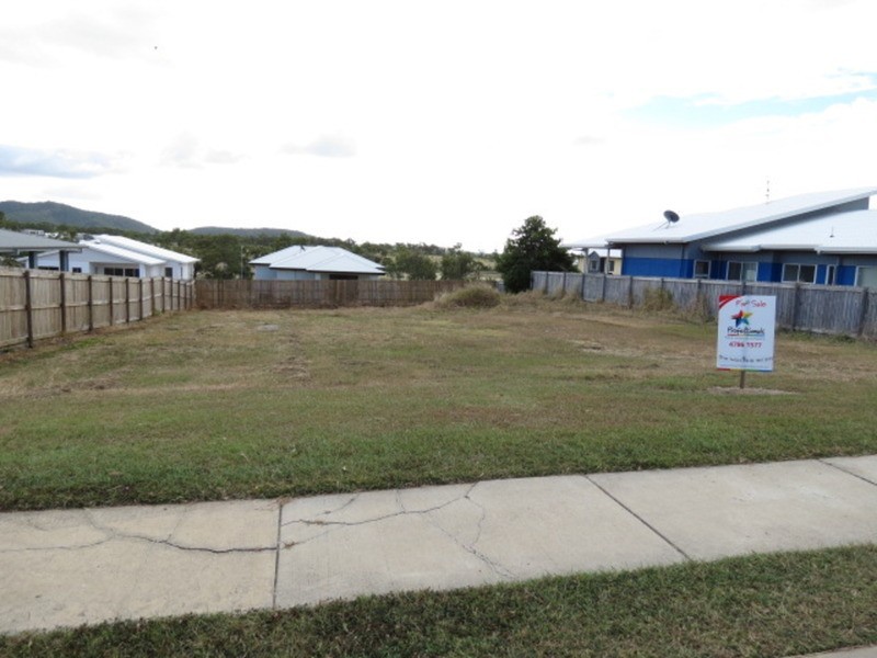5 Sunshine  Court, Bowen QLD 4805