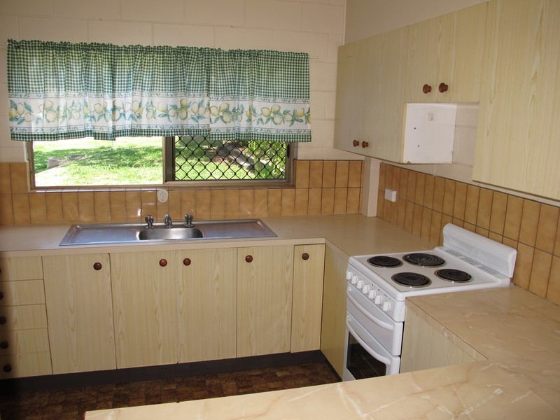 1/60 Herbert Street, Bowen QLD 4805