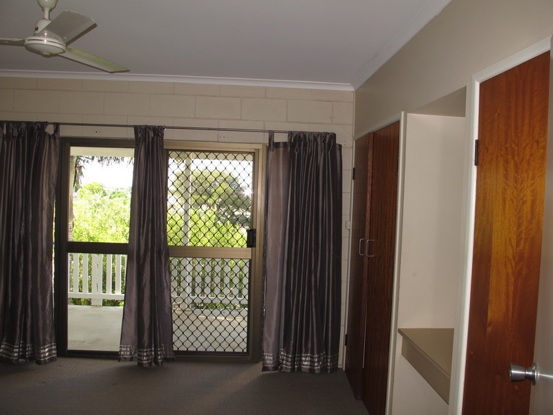 1/60 Herbert Street, Bowen QLD 4805