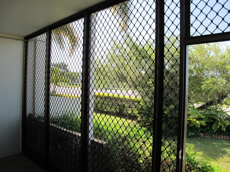 1/60 Herbert Street, Bowen QLD 4805