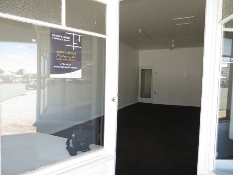 4/39 Powell Street, Bowen QLD 4805