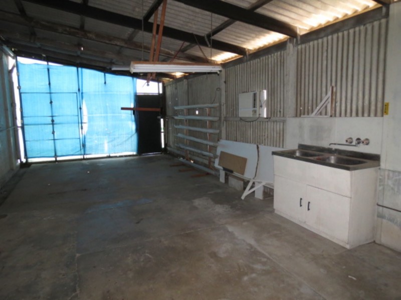 4/39 Powell Street, Bowen QLD 4805