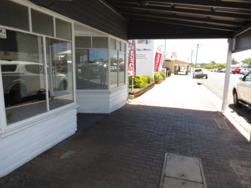 4/39 Powell Street, Bowen QLD 4805