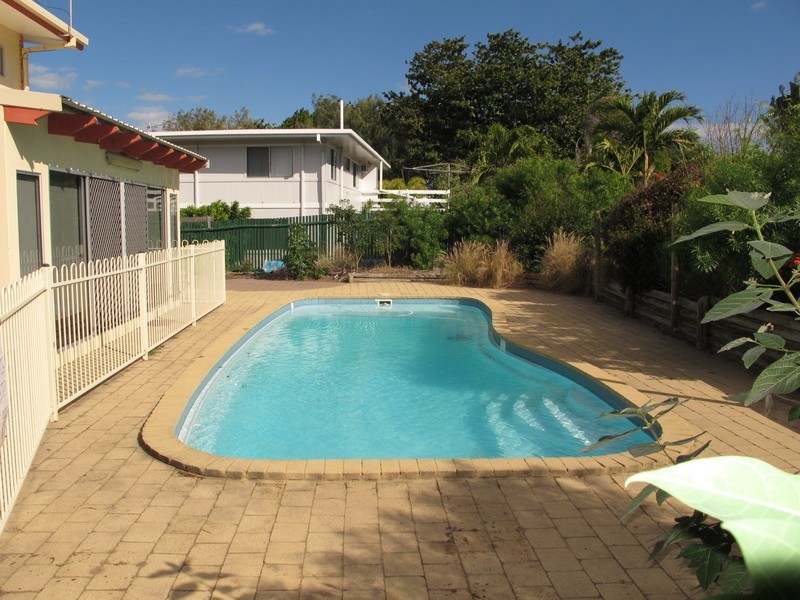 9 Bluewater Parade, Bowen QLD 4805