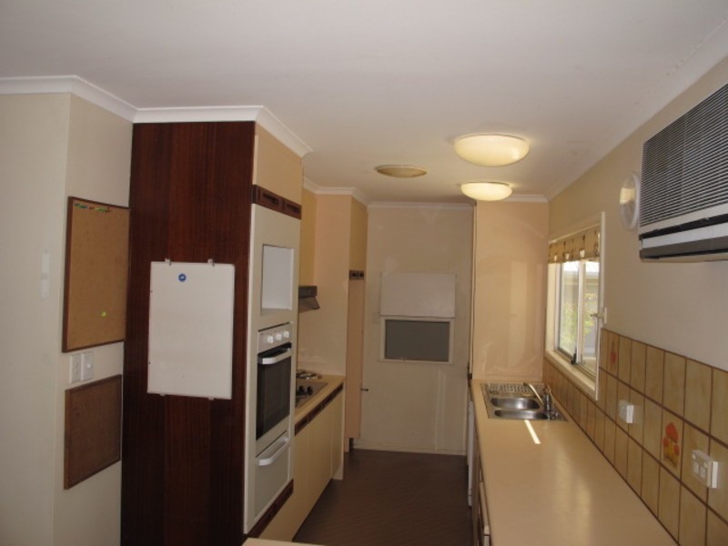 9 Bluewater Parade, Bowen QLD 4805