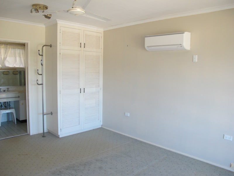 9 Bluewater Parade, Bowen QLD 4805