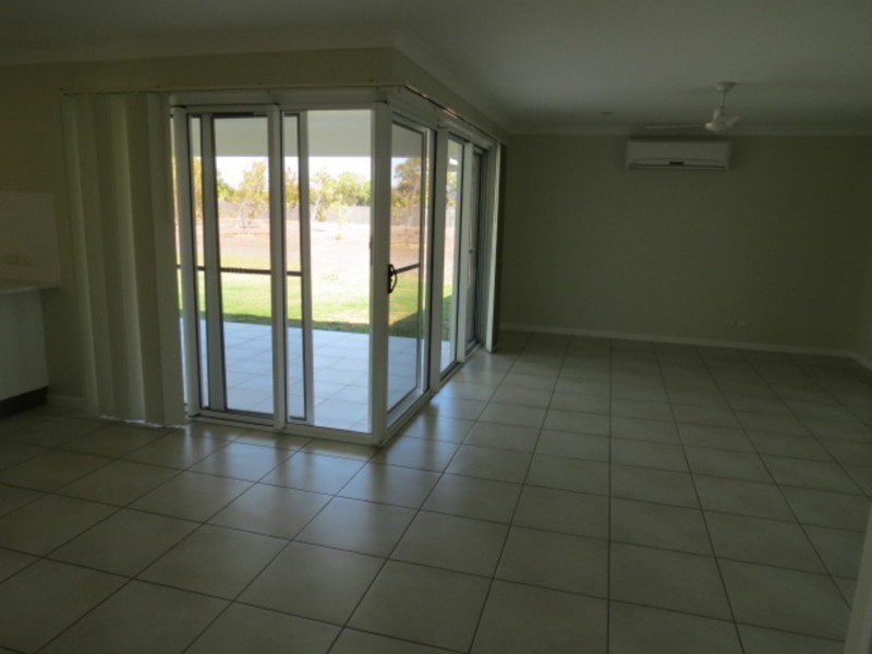34 Lucinda Place, Bowen QLD 4805