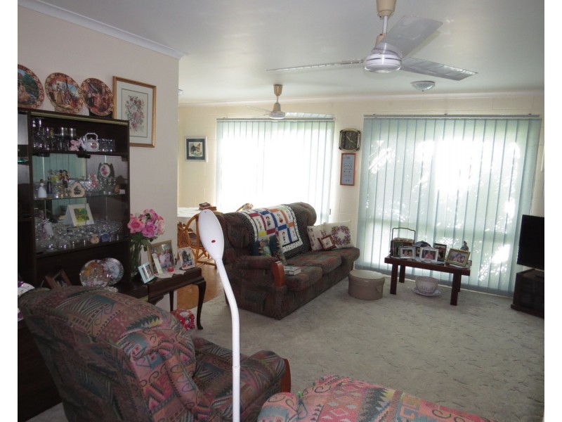 9 Sunset Crescent, Bowen QLD 4805