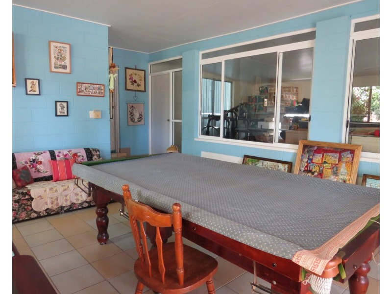 9 Sunset Crescent, Bowen QLD 4805