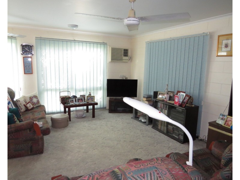 9 Sunset Crescent, Bowen QLD 4805