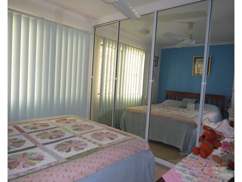 9 Sunset Crescent, Bowen QLD 4805