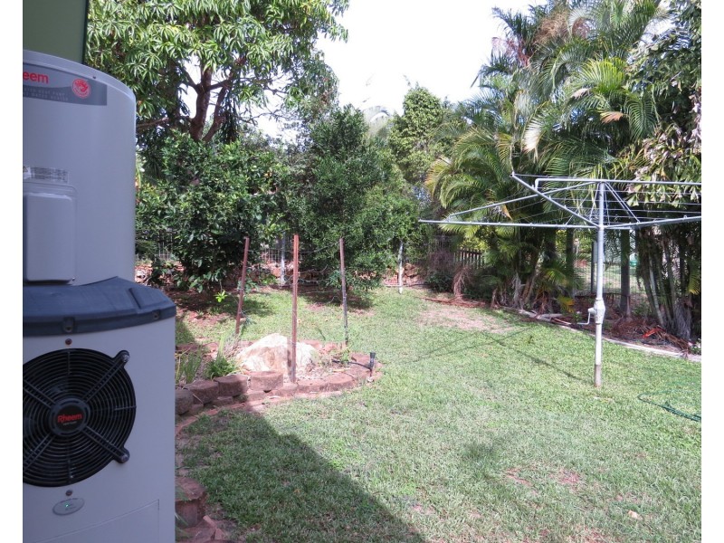 9 Sunset Crescent, Bowen QLD 4805