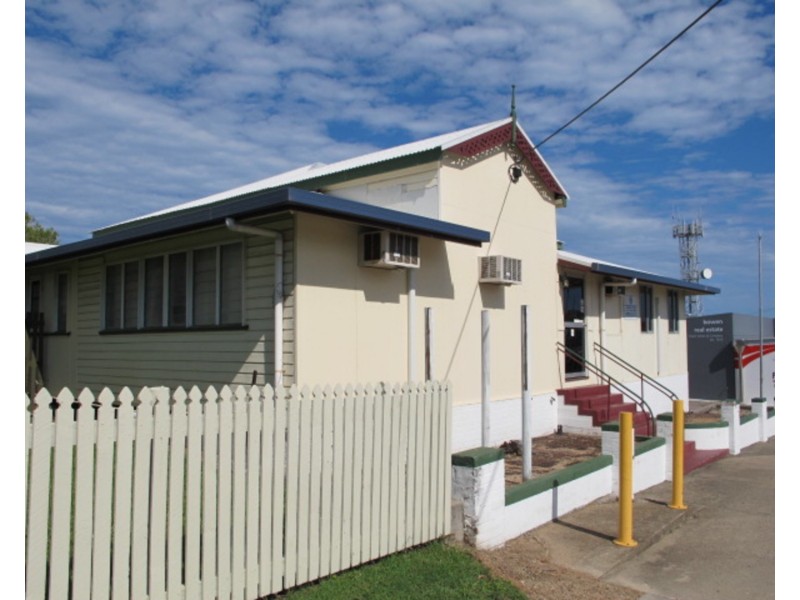 52 Herbert Street, Bowen QLD 4805