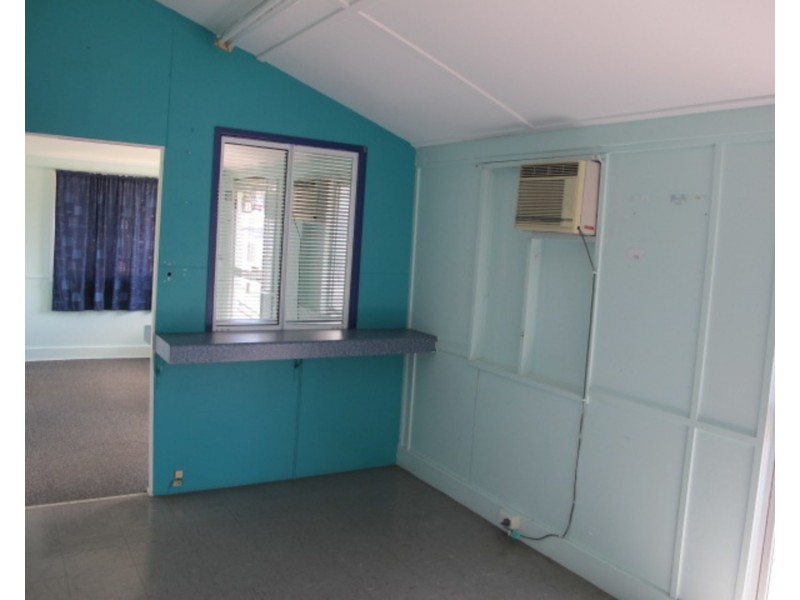 52 Herbert Street, Bowen QLD 4805