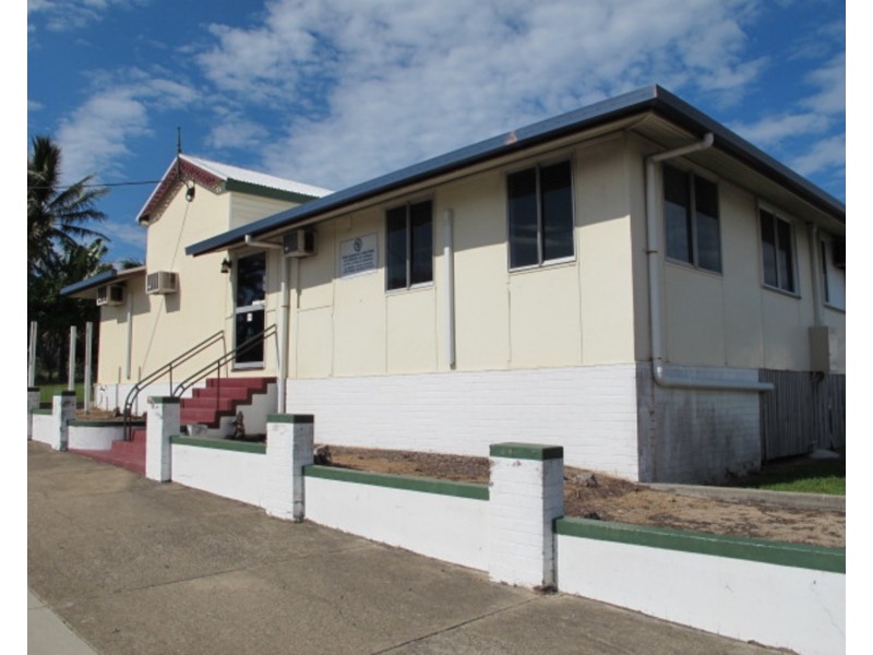52 Herbert Street, Bowen QLD 4805