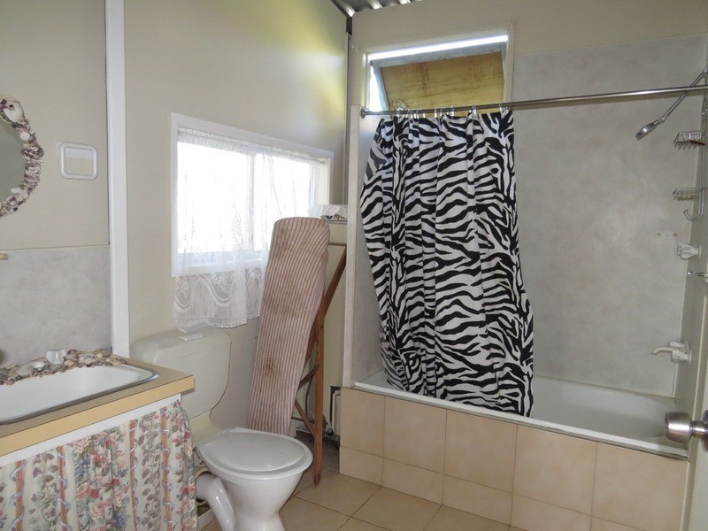 30 Wentworth Street, Bowen QLD 4805