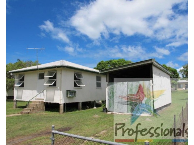 9 Reynolds Street, Bowen QLD 4805