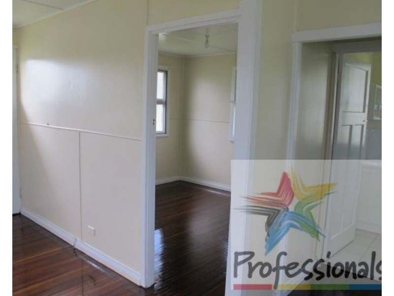 9 Reynolds Street, Bowen QLD 4805
