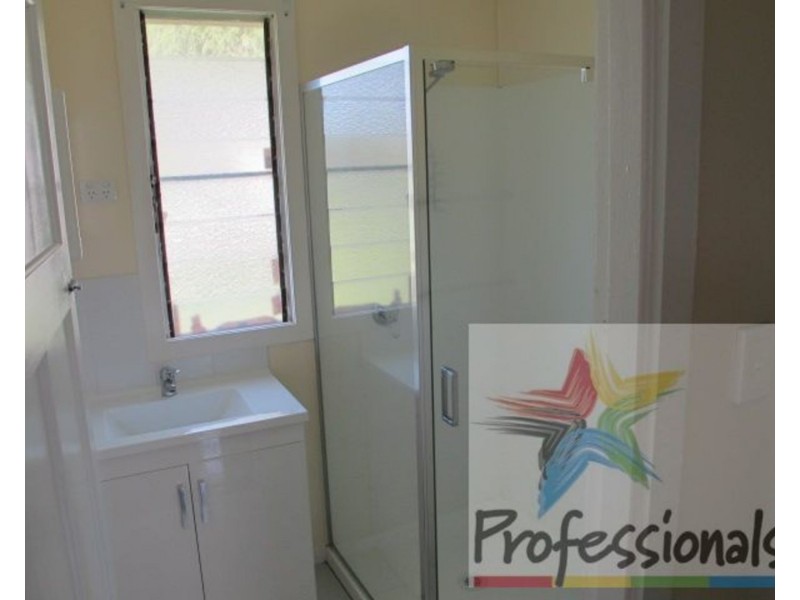 9 Reynolds Street, Bowen QLD 4805