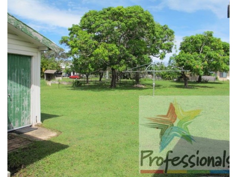 9 Reynolds Street, Bowen QLD 4805