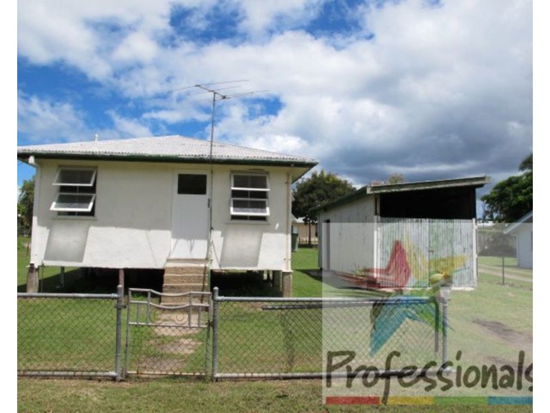 9 Reynolds Street, Bowen QLD 4805