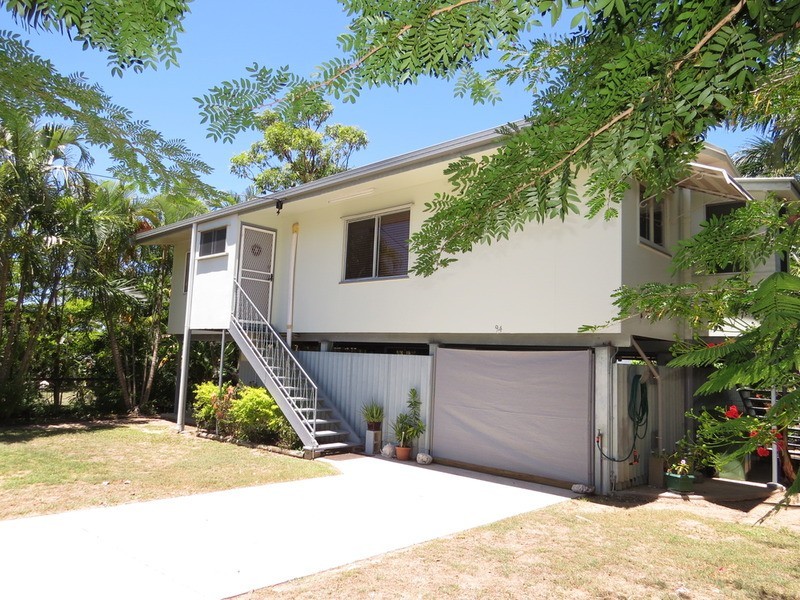 94 Gregory Street, Bowen QLD 4805
