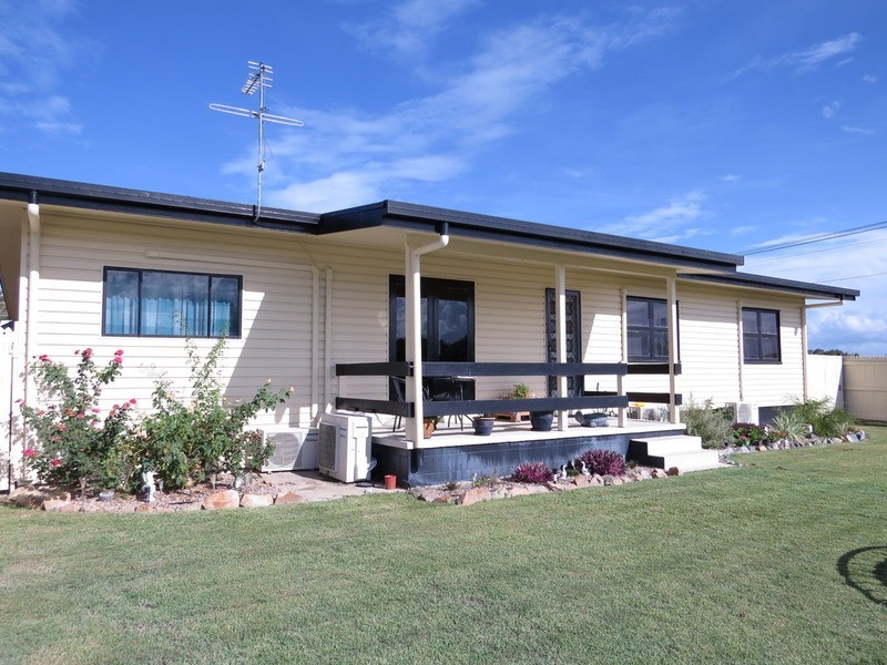 20 West Street, Bowen QLD 4805