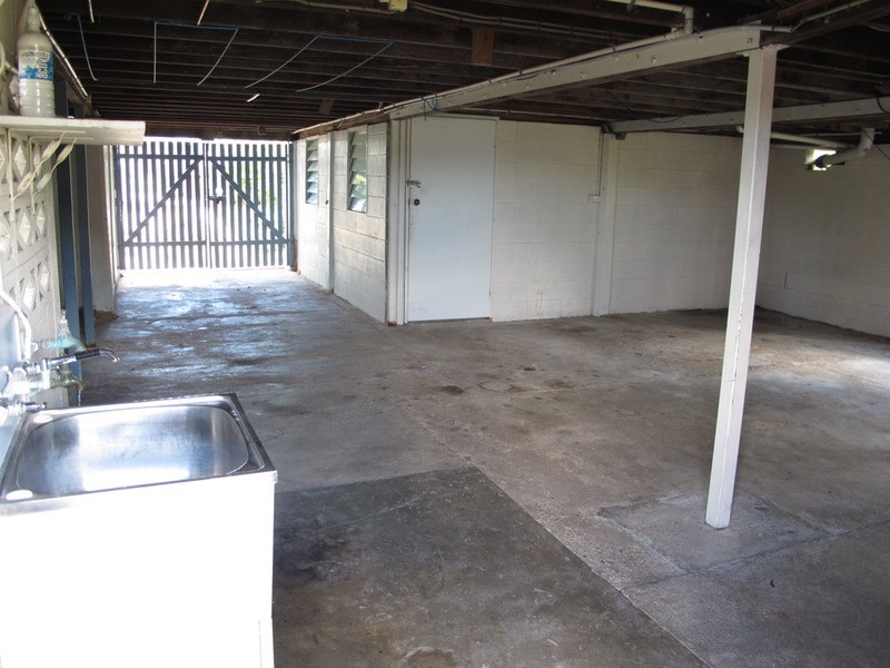 15 Russell Street, Bowen QLD 4805