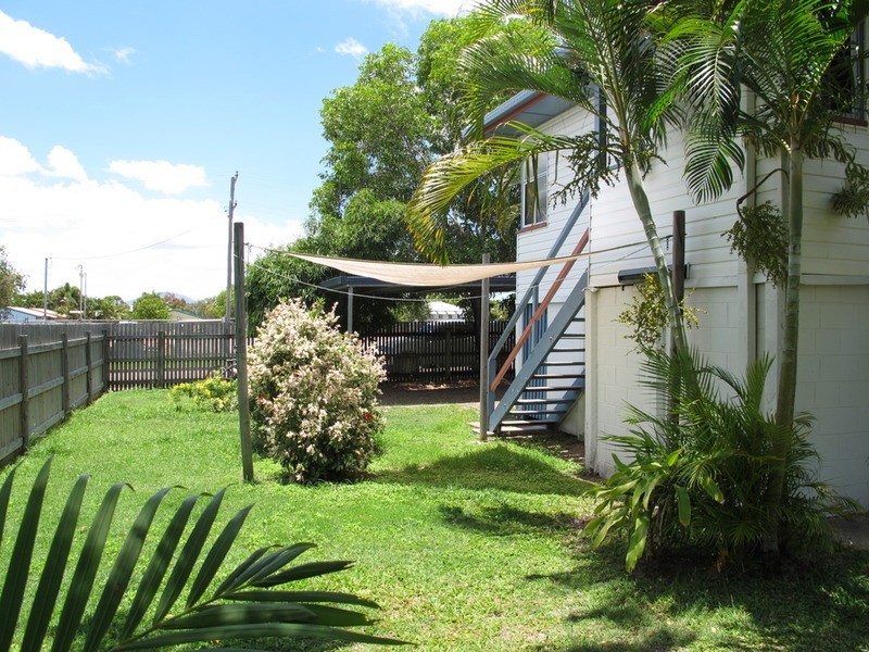 15 Russell Street, Bowen QLD 4805