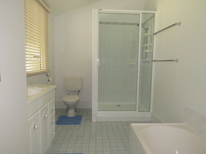 18059 Bruce Highway, Bowen QLD 4805