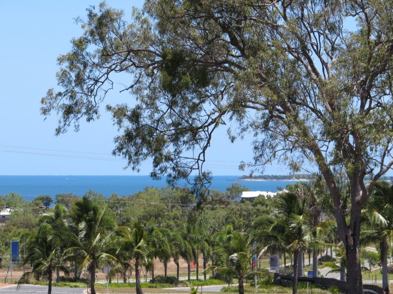 18059 Bruce Highway, Bowen QLD 4805