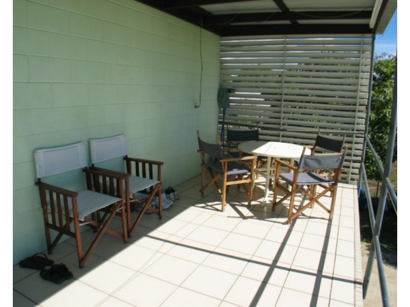 9 Fitzalan Street, Bowen QLD 4805
