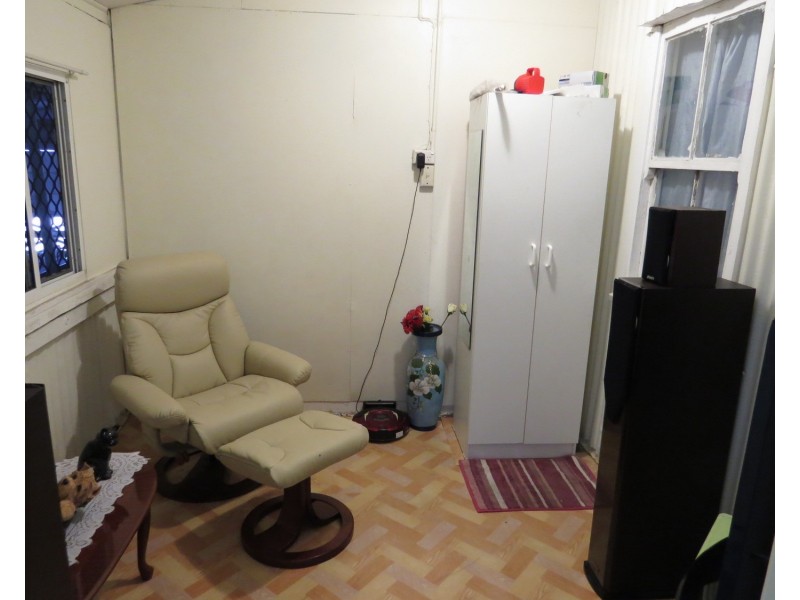 2 Belgravia Road, Bowen QLD 4805