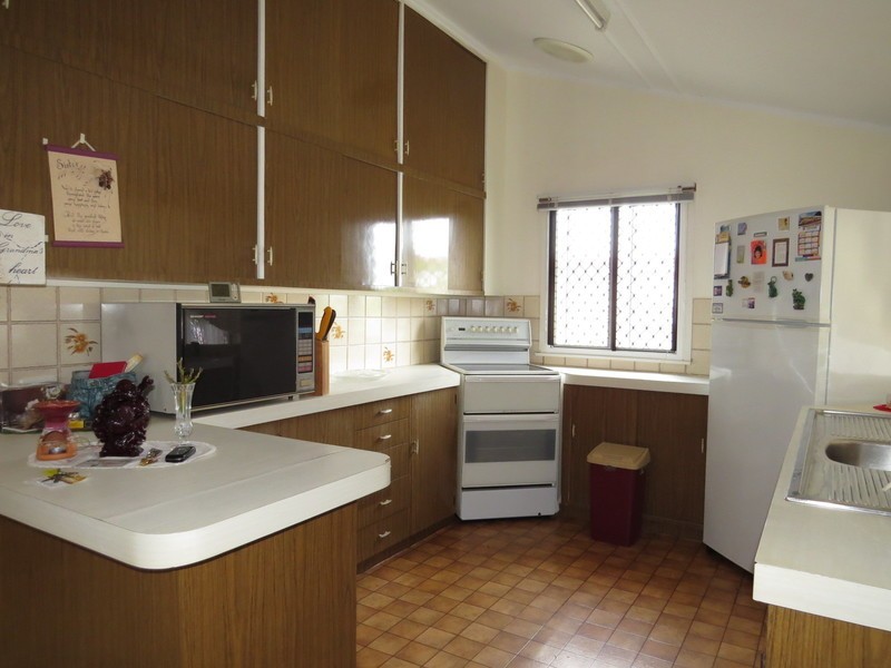 113 Powell Street, Bowen QLD 4805