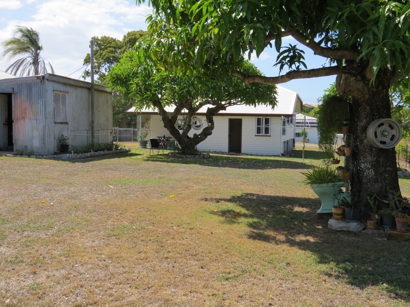 113 Powell Street, Bowen QLD 4805