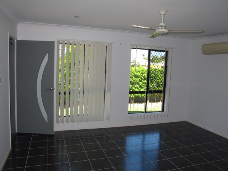 1/16 Williams Street, Bowen QLD 4805