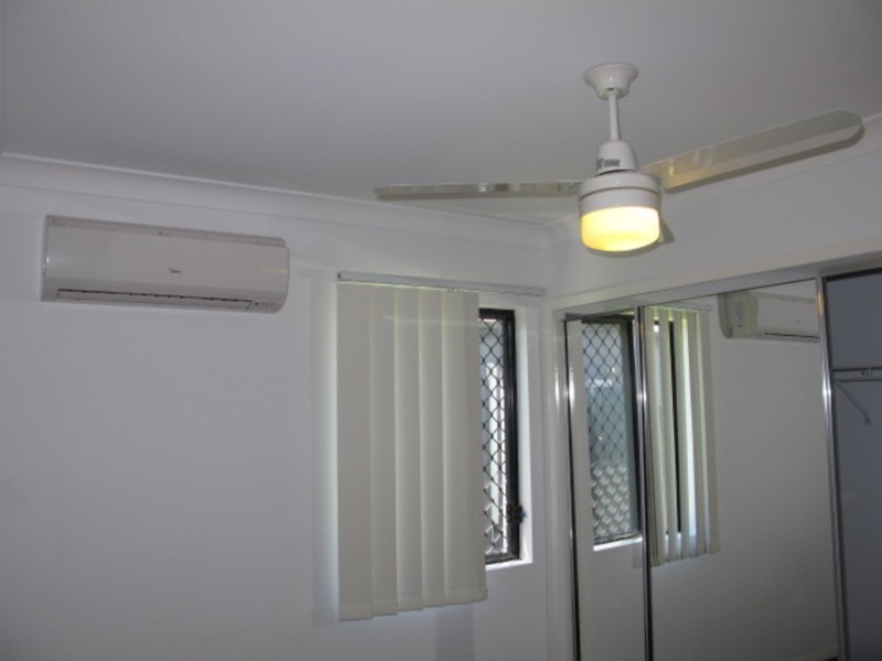 2/16 Williams Street, Bowen QLD 4805