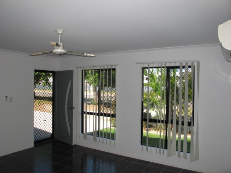 3/16 Williams Street, Bowen QLD 4805