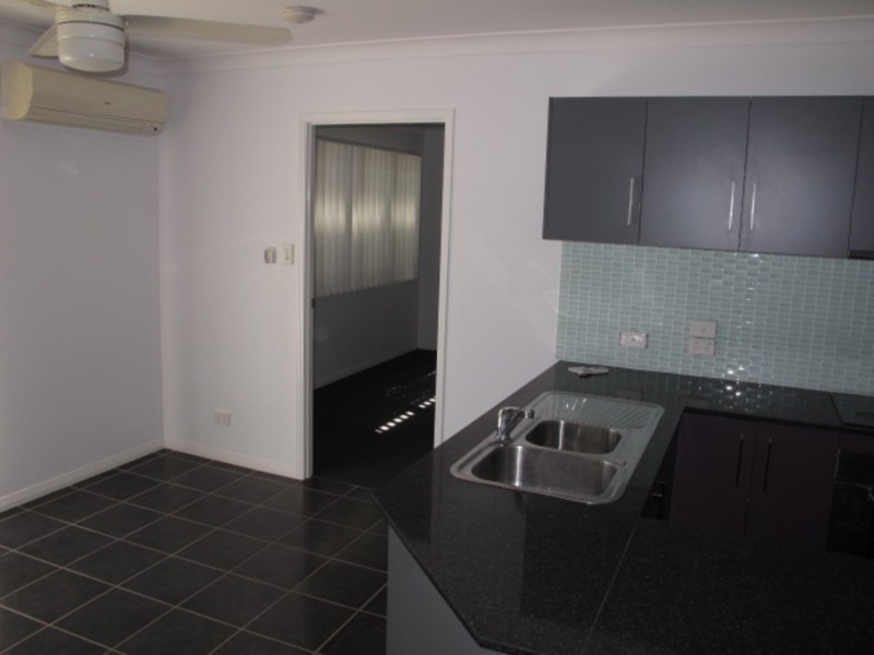 3/16 Williams Street, Bowen QLD 4805