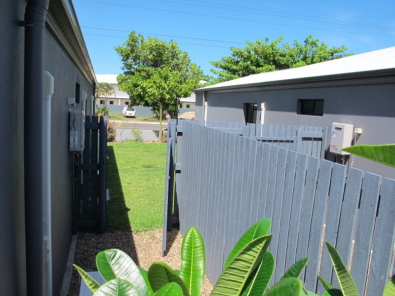 3/16 Williams Street, Bowen QLD 4805