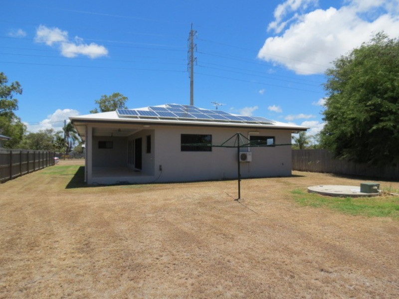 28 Skene Street, Bowen QLD 4805